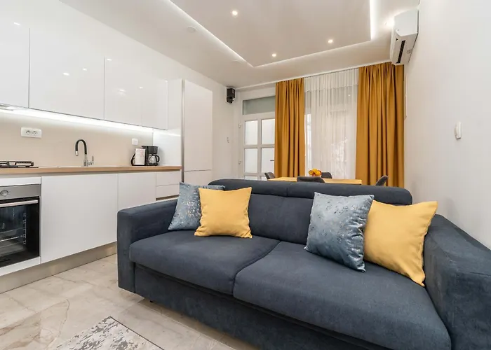 Apartment Sea