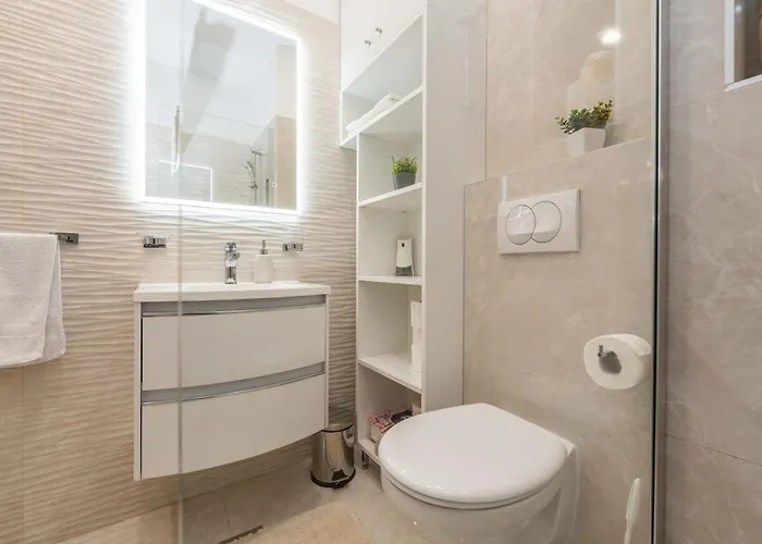 Sea Apartment *