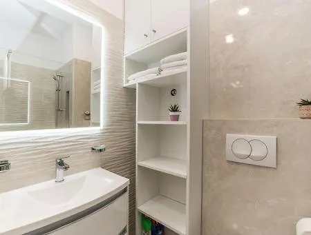 Sea Apartment