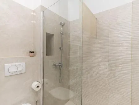 Apartment Sea